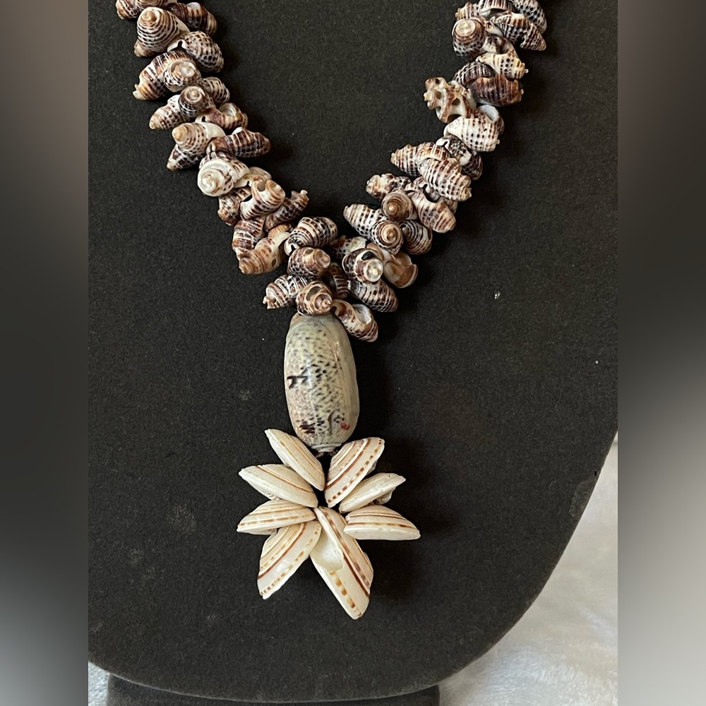 Amazing vintage shell necklace - Picture 4 of 6